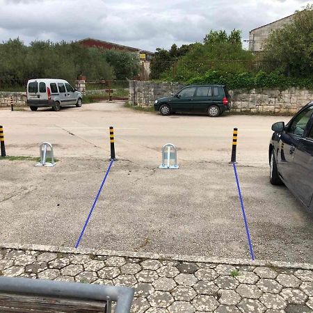 Apartman Knezovic Stari Grad  Kültér fotó